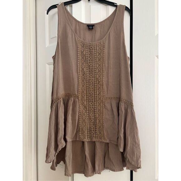 torrid Tops - Torrid Hi-Low Tank with Crochet Detail